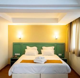 Calais City Center Hotel | Breeze Hotel