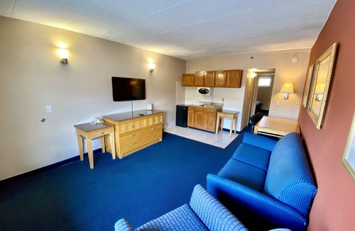 Northeast Virginia Beach Hotel | Breeze Inn & Suites