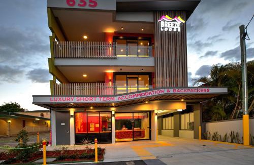 Kangaroo Point Hostel | Breeze Lodge