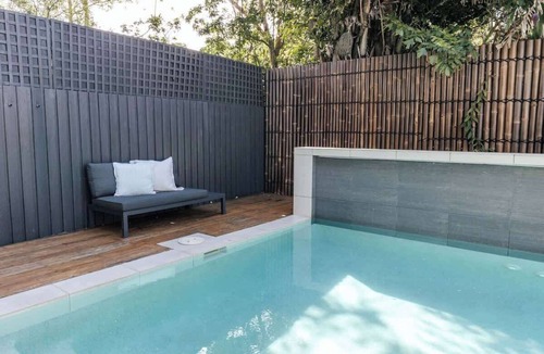 Mount Coolum House | Breezy Beach House - Private Pool