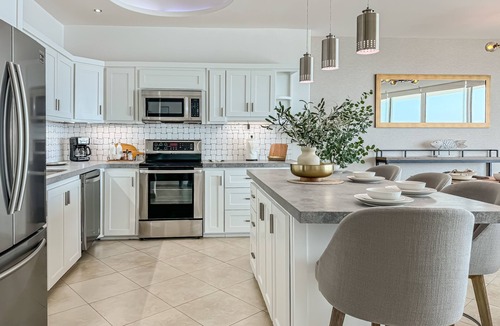 Rosarito Condo | Breezy BeachfrontMarYSolCondo-7th Flr-Rosarito