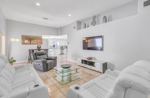 Ludlam House | Breezy Palms of South FL: Stylish 3BR Pool retreat near airport & shopping malls