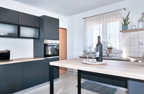 Rogocana Villa | Breg Ivanovci - Three Bedroom Villa with Swimming Pool