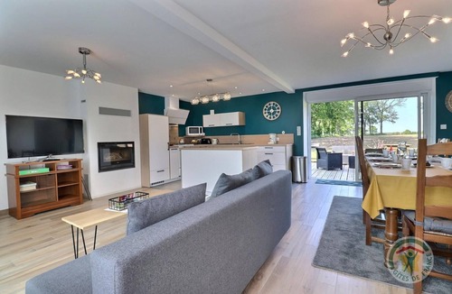 Saint-Brice-en-Cogles House | Breizh Roch - Maen Roch