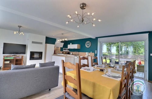 Saint-Brice-en-Cogles House | Breizh Roch - Maen Roch