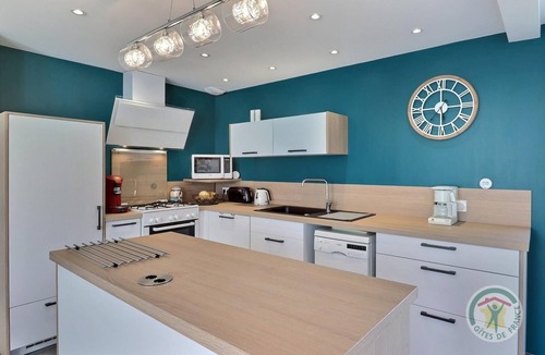 Saint-Brice-en-Cogles House | Breizh Roch - Maen Roch