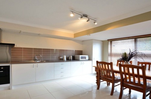 Wallabi Point Apartment | Brellas on the Beach