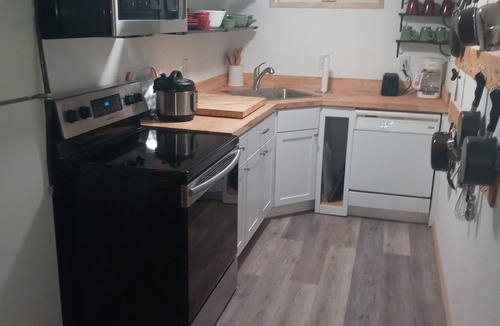 West Hills Apartment | Bremerton Sheltered Waterfront