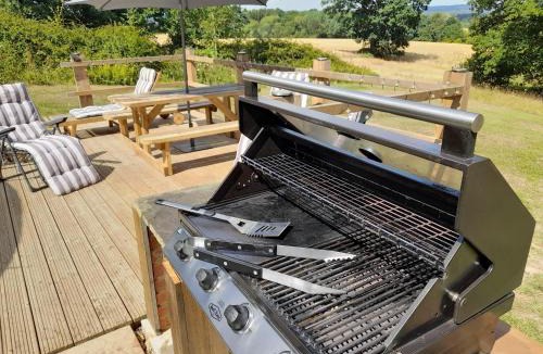 Tonbridge Cabin | Brenchleyglamping