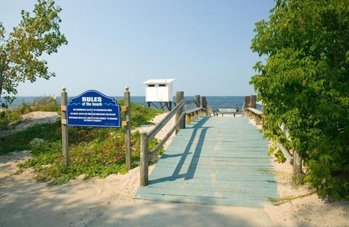 Pulaski Resort | Brennan Beach Park Model 13