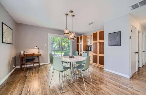 Brentwood House | Brentwood Bungalow. Walk & Bike Everything Austin!