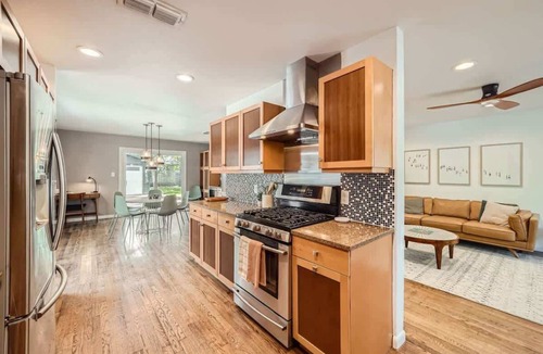 Brentwood House | Brentwood Bungalow. Walk & Bike Everything Austin!
