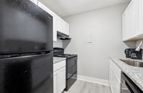 Nashville Apartment | Brentwood C3 I Cozy & Comfy I 2Bd I Free Parking