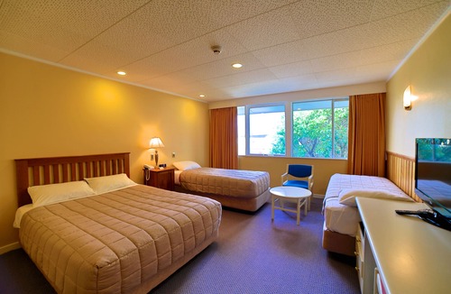 Kilbirnie Hotel | Brentwood Hotel