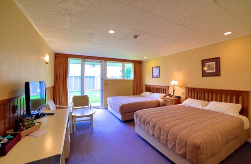 Kilbirnie Hotel | Brentwood Hotel