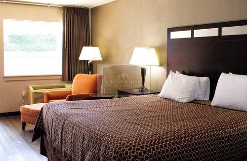 Lynchburg Hotel | Brentwood Inn & Suites