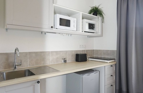 La Mure Apartment | Breuil Station, platform 2. Fully-equipped studio