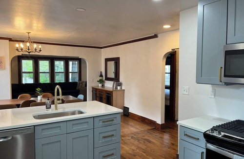 Milwaukee House | Brew City Boho - Milwaukee Story Hill/Brewersn