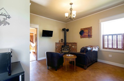 Kittitas Apartment | Brew House Boarding