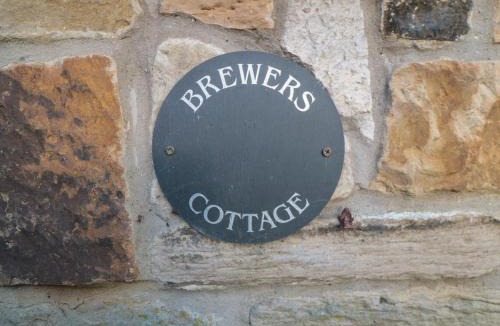 Cropton House | Brewers Cottage