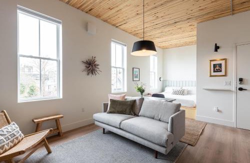 North End Apartment | Brewery Park Hotel