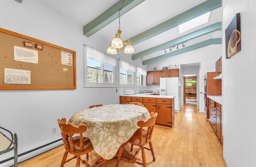 Grand Bend Cottage | Brewster Beach House: Steps From The Beach In Southcott!