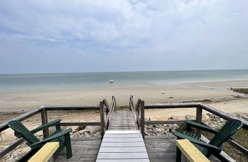 Brewster House | Brewster Cape Cod Bay Waterfront