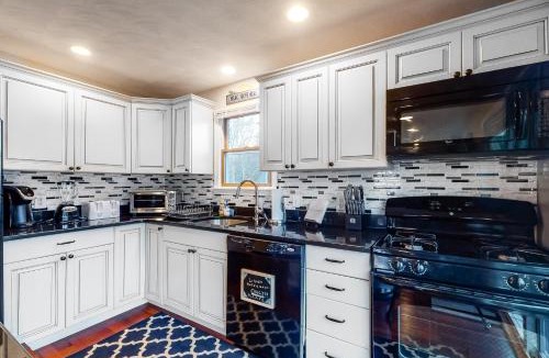 East Chop House | Brewster House