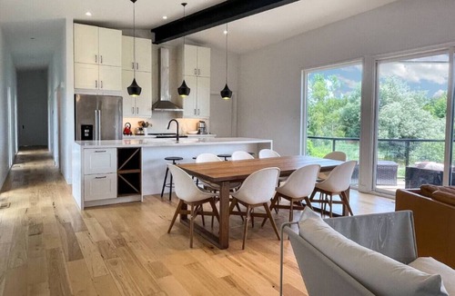 Glen Huron House | Brewster`s Lake Escape | Lakefront in Singhampton