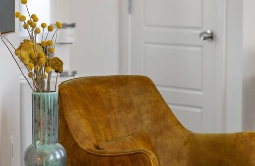 Downtown Baltimore Hotel | Brexton Hotel | Bright Open Studio