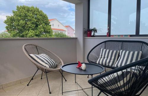 Valbandon Apartment | Brezac olive garden apartment