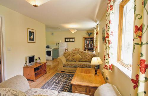 Redisham House | Briar Cottage - E5335
