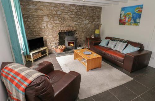 Milford Haven House | Briar Cottage