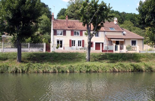 Briare Apartment | Briare en Bordure du canal