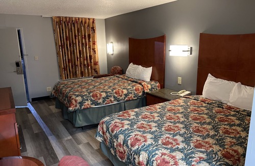 Amory Hotel | Briarwood Inn