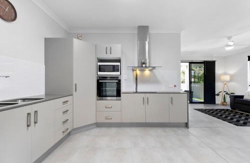 Bongaree Villa | Bribie Getaway Villa