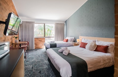 Bellara Hotel | Bribie Island Hotel