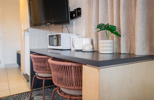 Bellara Hotel | Bribie Island Hotel