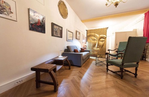 Saint-Merri Apartment | Bric Broc