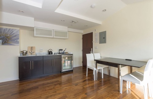 North End Hotel | Bricco Suites