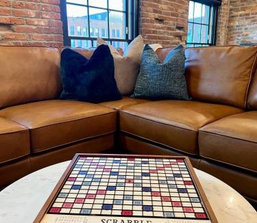 Downtown St. Louis Apartment | Brick & Bed Riverfront Lofts, T 302
