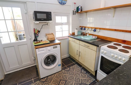 Landewednack Cottage | Brick Cottage