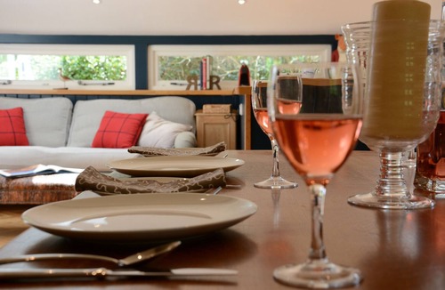 Kettlebaston Cottage | BRICK COTTAGE, KETTLEBASTON, pet friendly in Bildeston