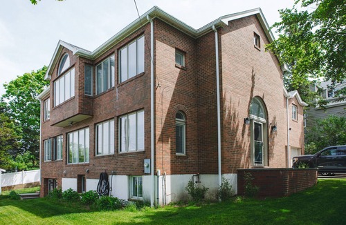 Manomet House | Brick home in Whitehorse Beach