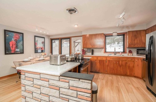 Sioux Falls House | Brick House 80's vibe