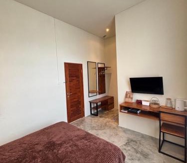 Mataram House | BRICK HOUSE - Unique & Central