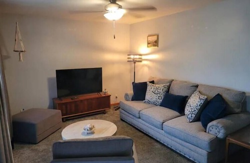 Anderson House | Brick Ranch Retreat Anderson