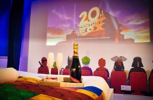 Melun Apartment | BRICKIMMERSION Suite Luxe - Cinéma Privé - Billard - Secret Room - Geek - 10min Fontainebleau - 25min Paris