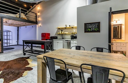 Tontitown House | Bricktown Barbell Loft