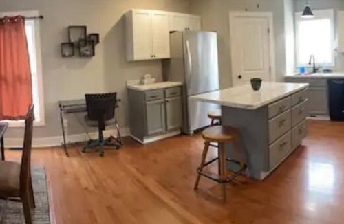 Mattoon House | Brickway Retreat